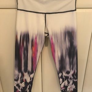 Lulu lemon chopped leggings